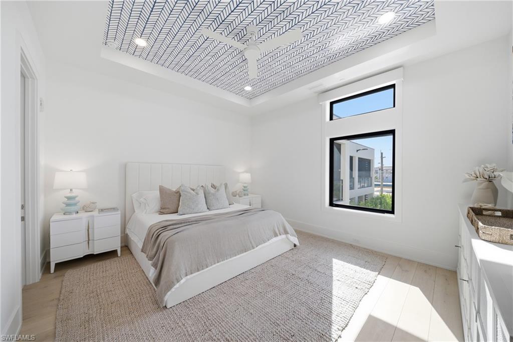 STELLA NAPLES - Residential