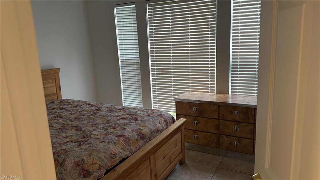 SAN CARLOS PARK - Residential Lease