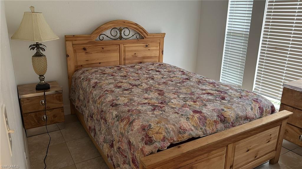 SAN CARLOS PARK - Residential Lease