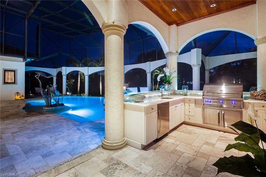 ESCADA AT TIBURON - Residential