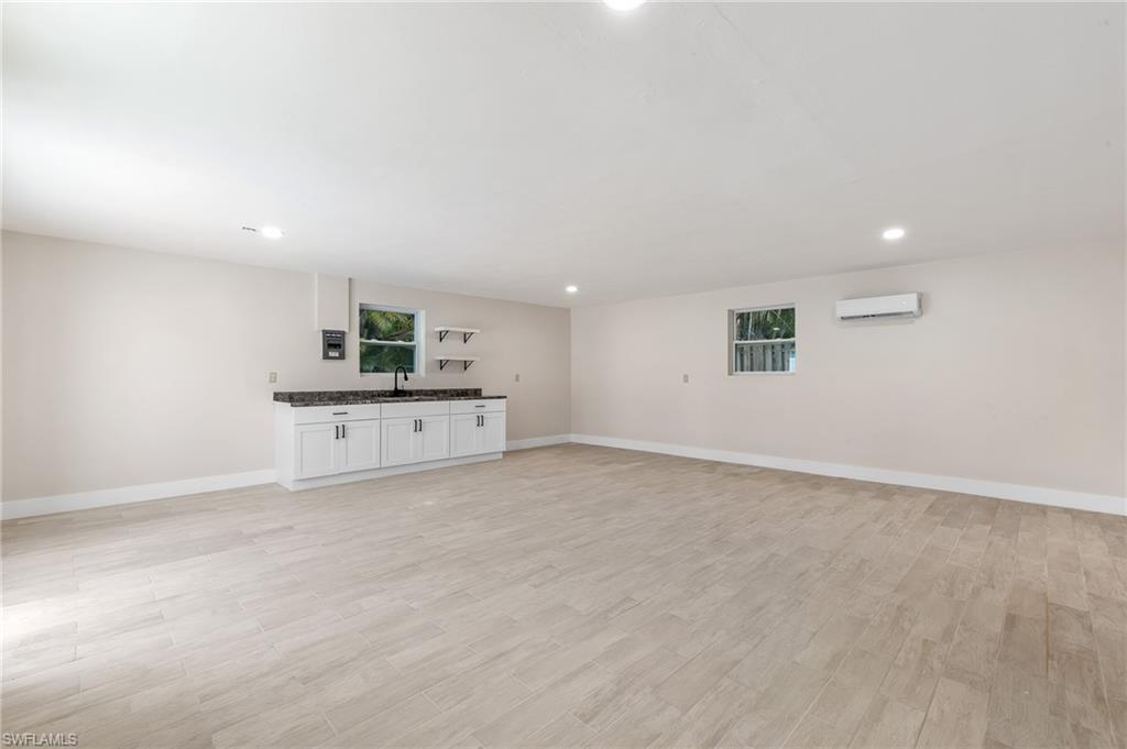 PALM GARDENS - Residential