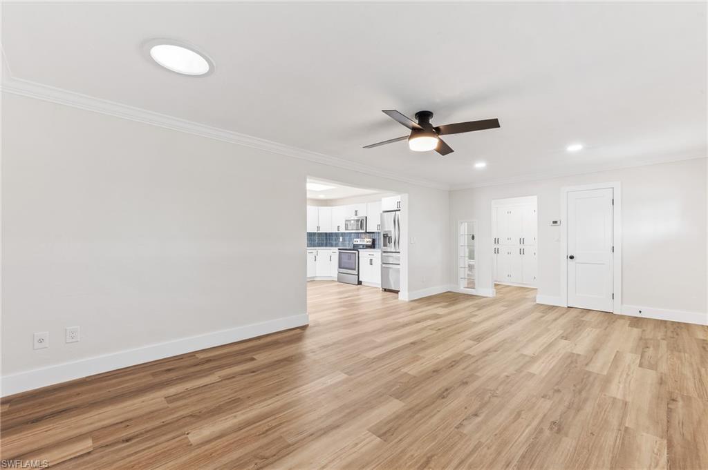 PALM GARDENS - Residential