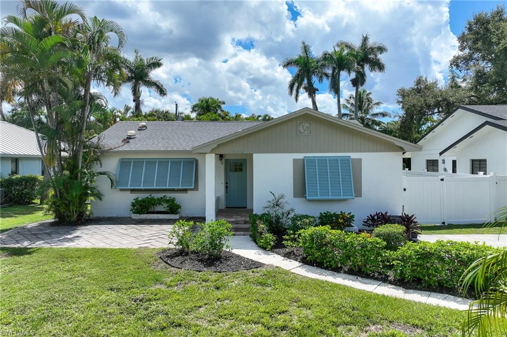 PALM GARDENS - Residential