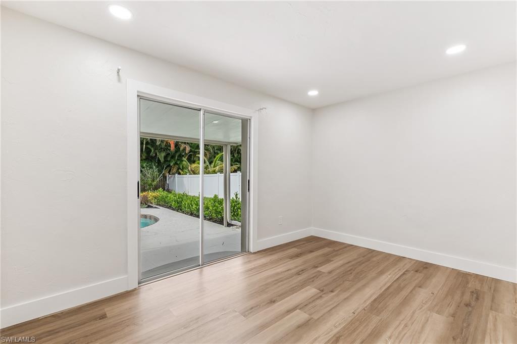 PALM GARDENS - Residential