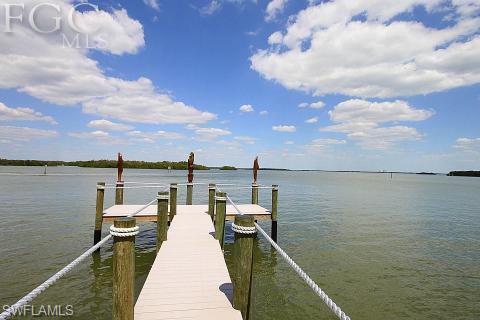 HOLIDAY HEIGHTS - Residential