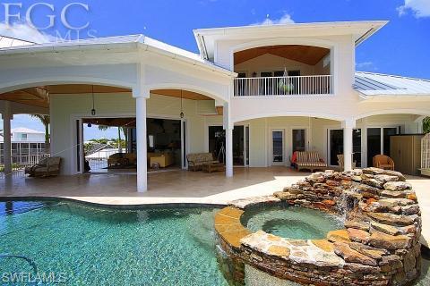 HOLIDAY HEIGHTS - Residential