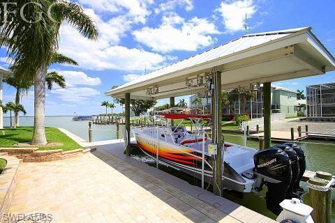 HOLIDAY HEIGHTS - Residential