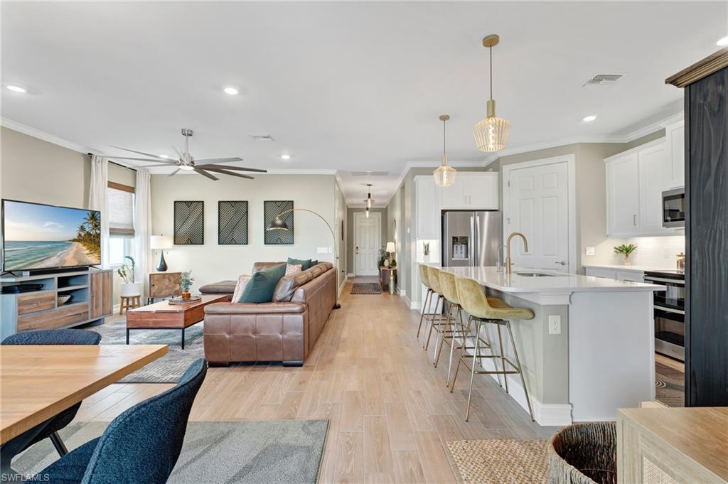 CORAL BAY - Residential