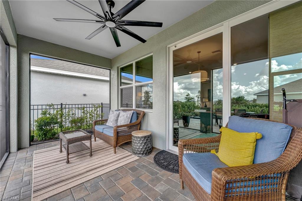 CORAL BAY - Residential