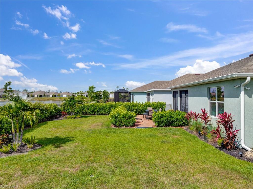 CORAL BAY - Residential