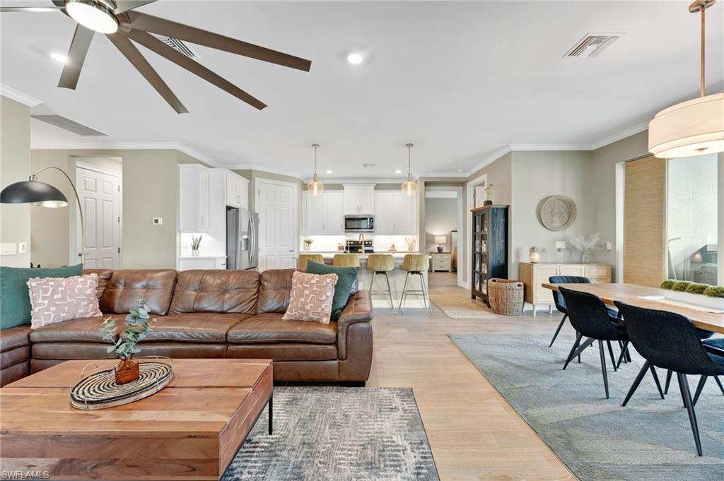 CORAL BAY - Residential