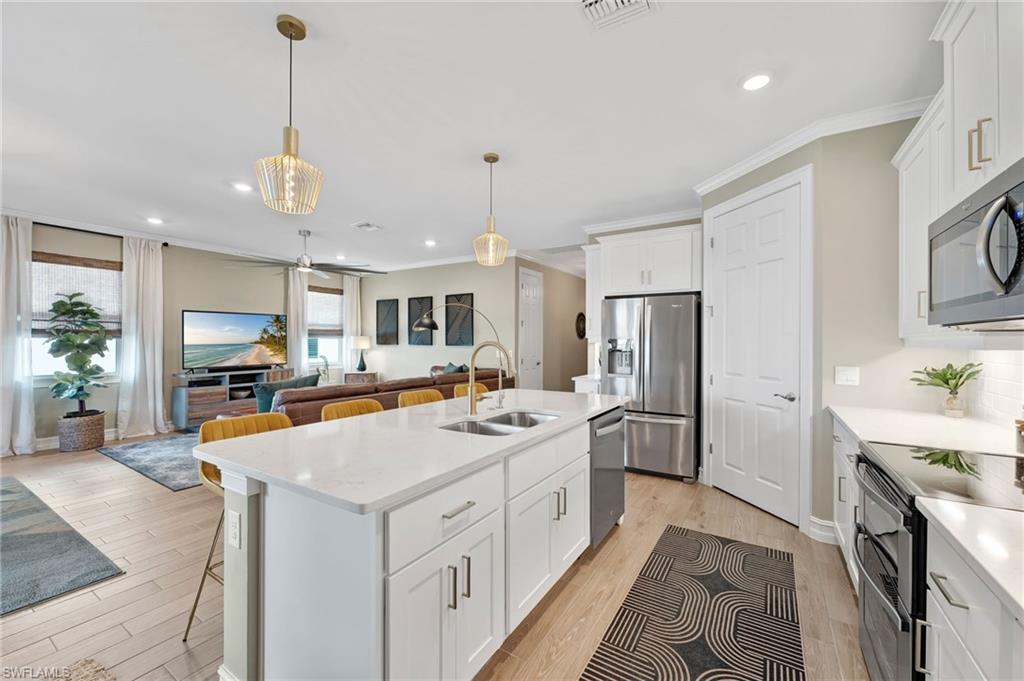 CORAL BAY - Residential