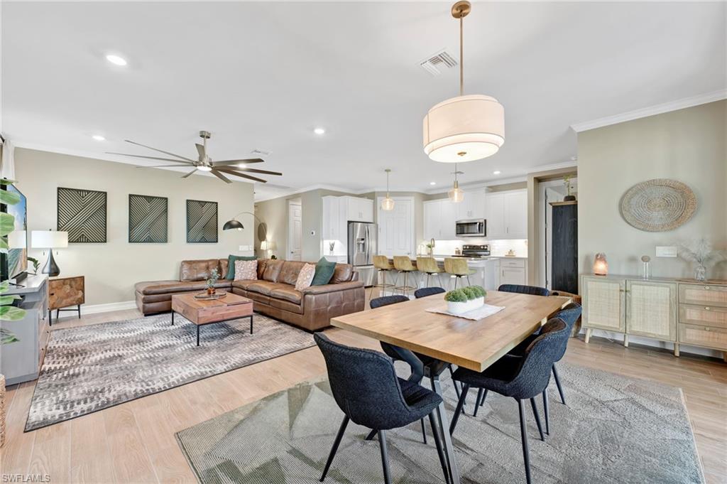 CORAL BAY - Residential