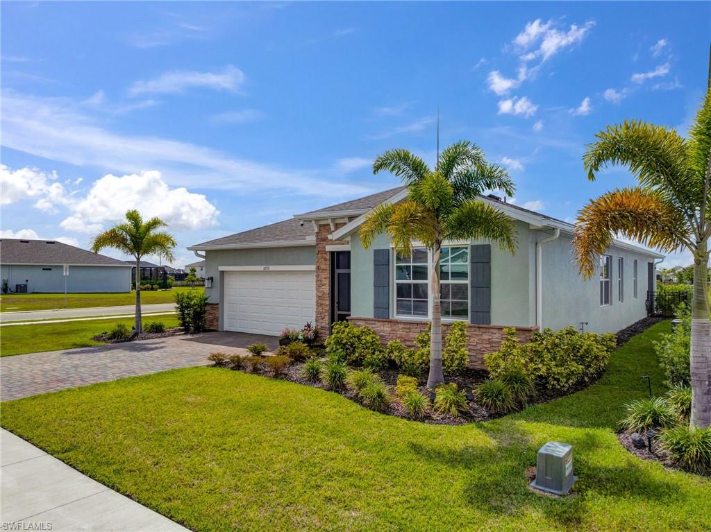 CORAL BAY - Residential