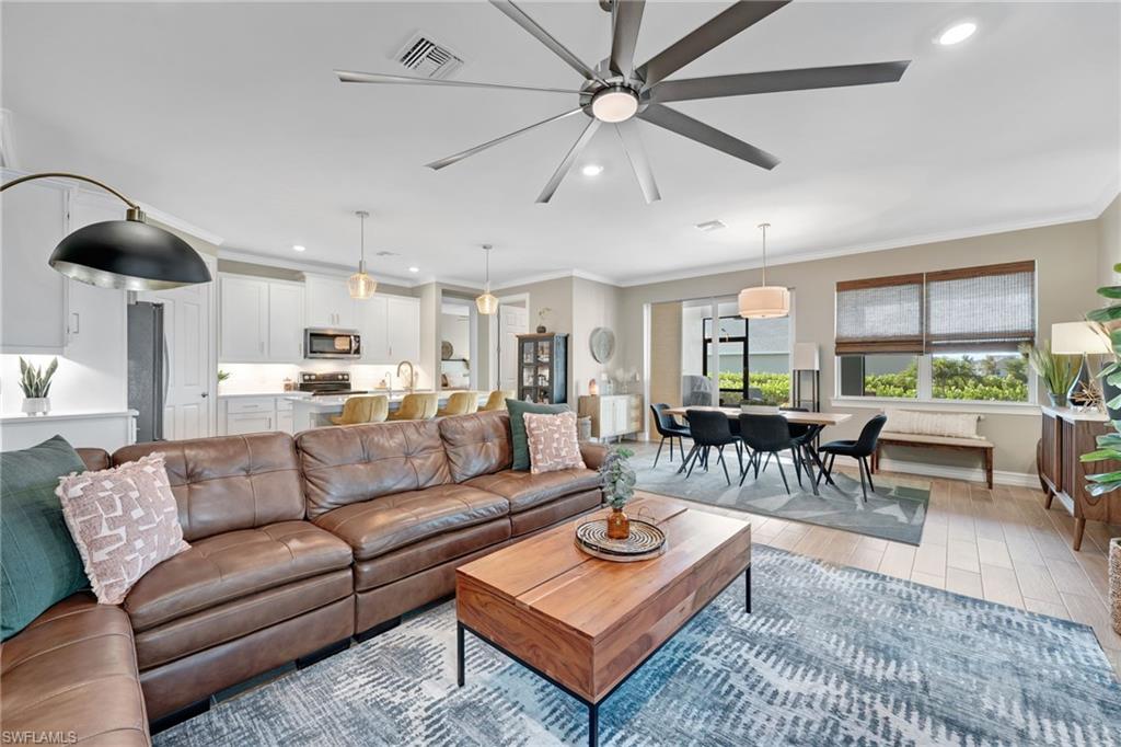 CORAL BAY - Residential
