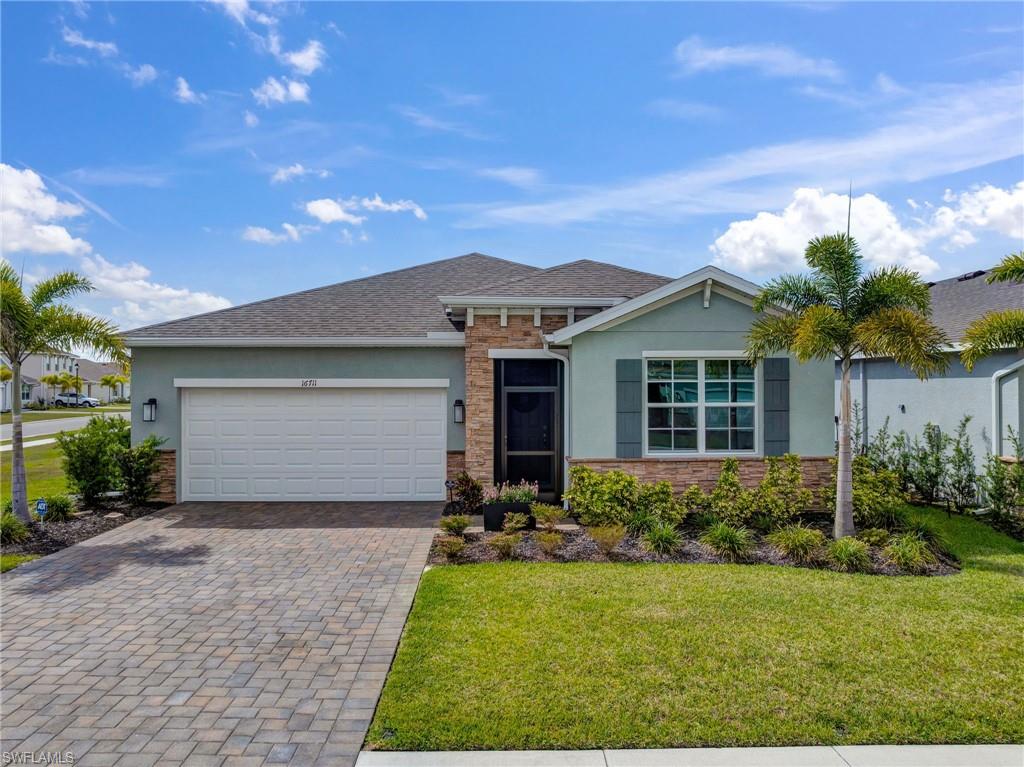 CORAL BAY - Residential