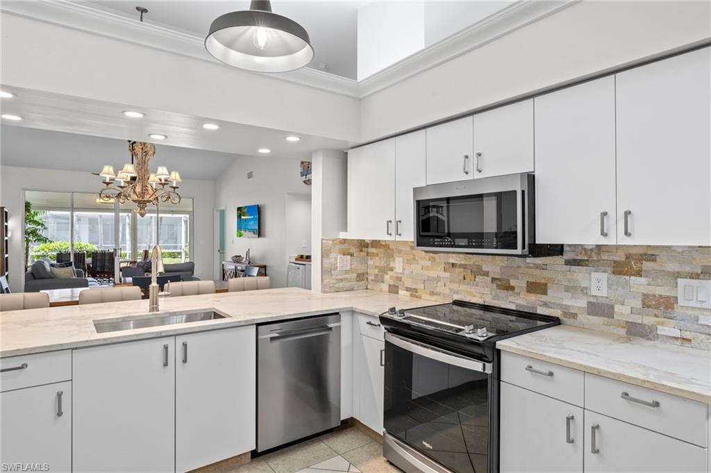 MONTCLAIR PARK VILLAS - Residential