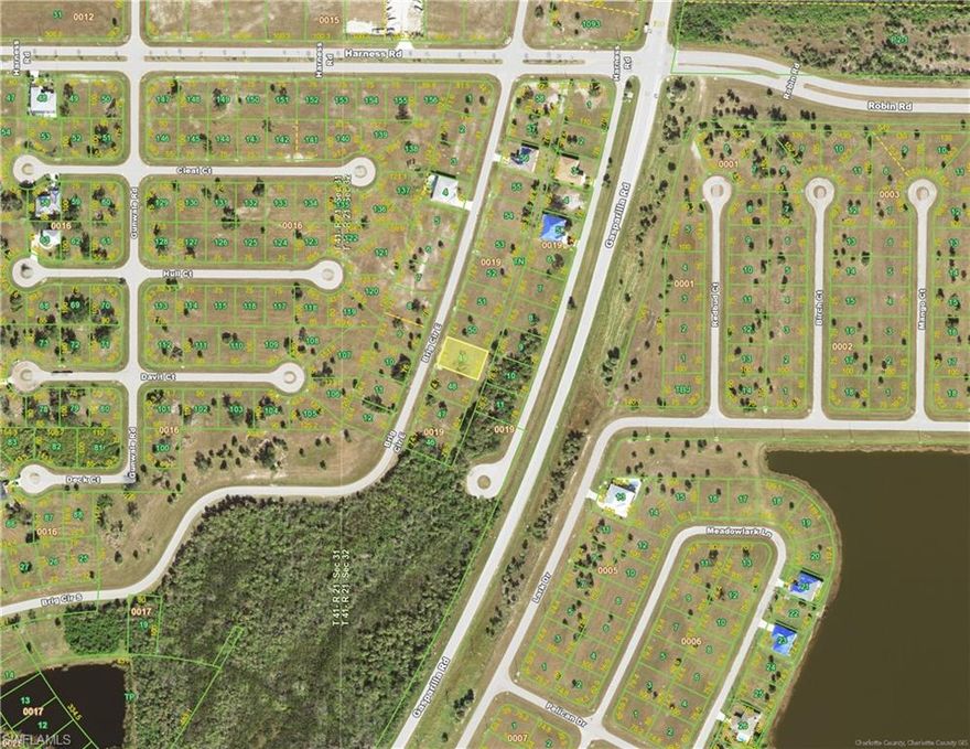ROTONDA SANDS - THIS LOVELY LOT IS IN A DEVELOPING COMMUNITY CLOSE TO THE BEACHES. LOT HAS PUBLIC WATER AND SEWER. NEWER HOMES ARE JUST DOWN THE STREET. GREAT PRICE FOR A PIECE OF PARADISE.
