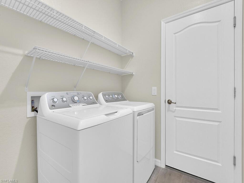 HAMPTON PARK - Residential