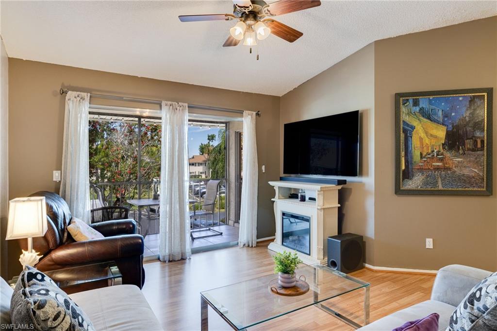 SUMMERLIN WOODS - Residential