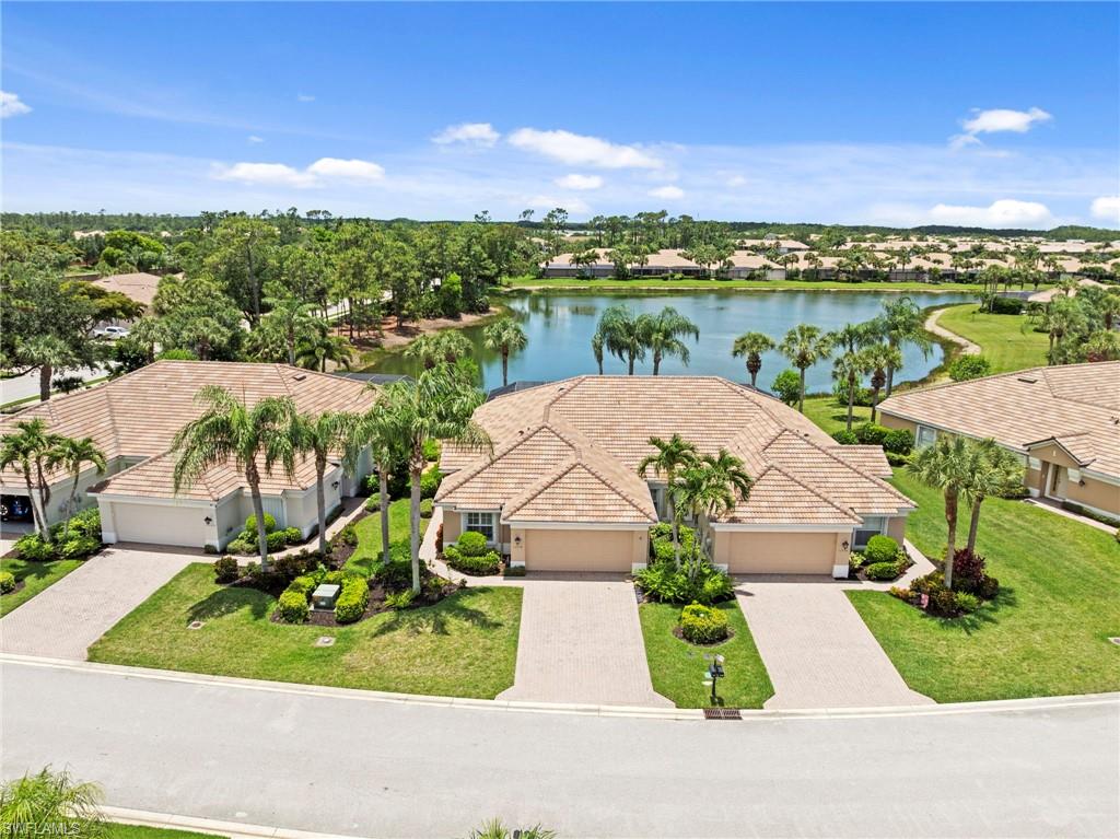 SABAL POINTE - Residential