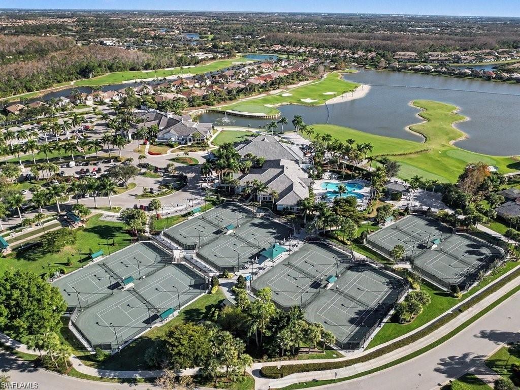 SABAL POINTE - Residential