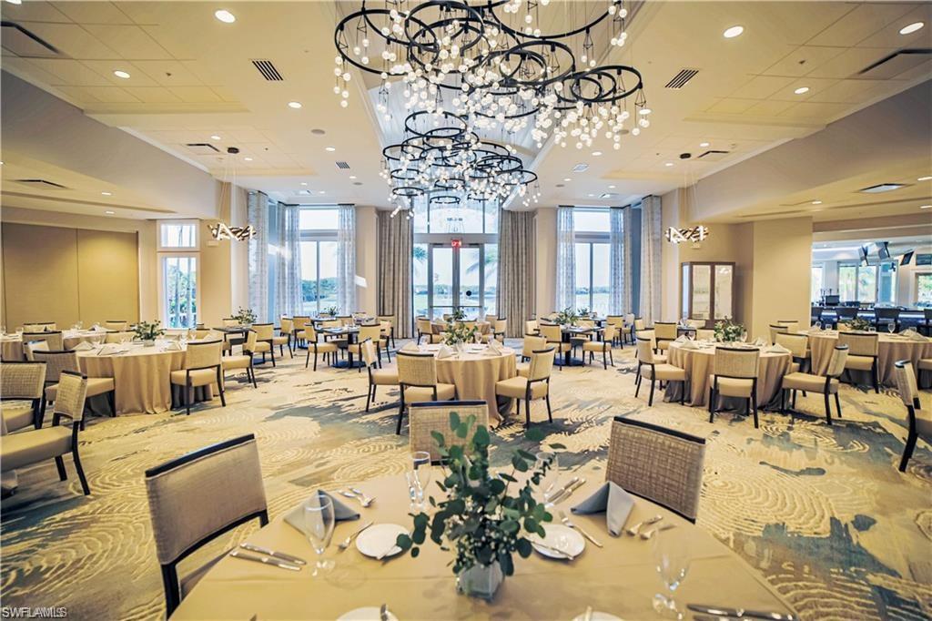 SABAL POINTE - Residential