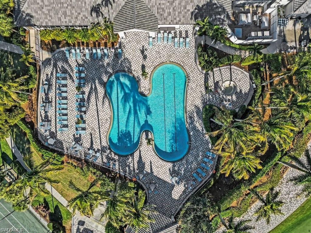 SABAL POINTE - Residential