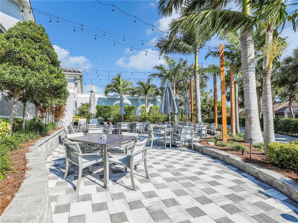 MAJESTIC POINTE - Residential