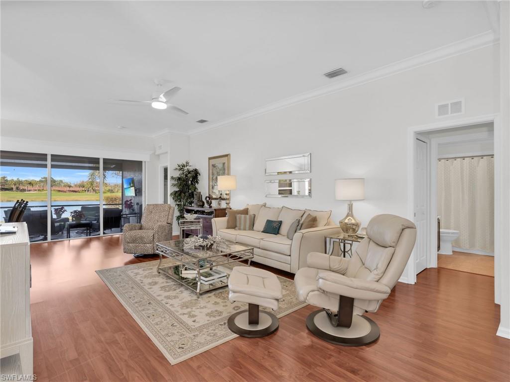 MAJESTIC POINTE - Residential