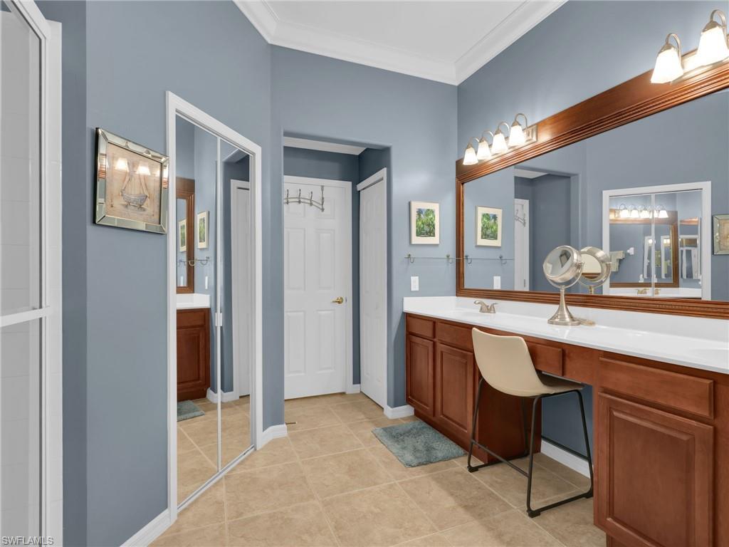 MAJESTIC POINTE - Residential