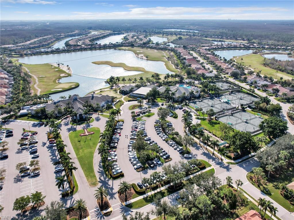 MAJESTIC POINTE - Residential