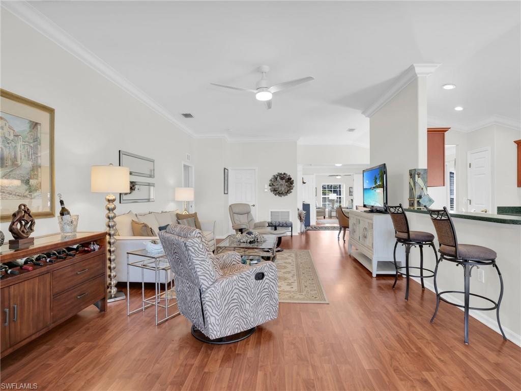 MAJESTIC POINTE - Residential