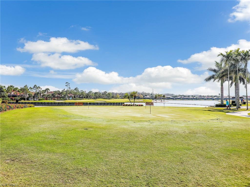 MAJESTIC POINTE - Residential