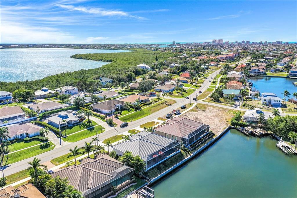 MARCO ISLAND - Residential