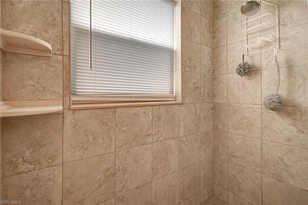 EMERALD PINES - Residential