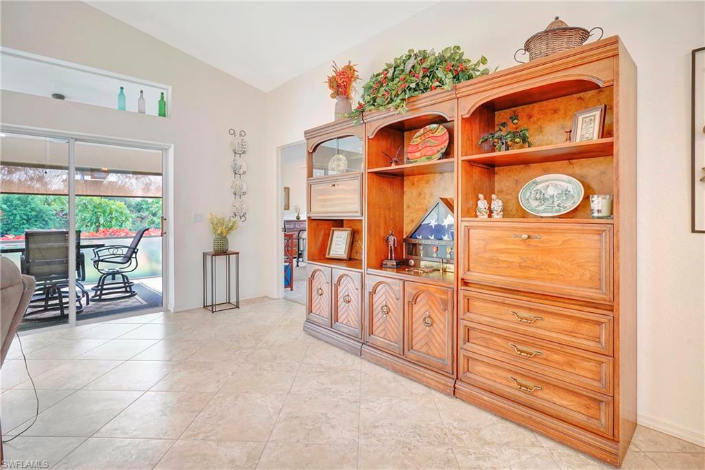 EMERALD PINES - Residential