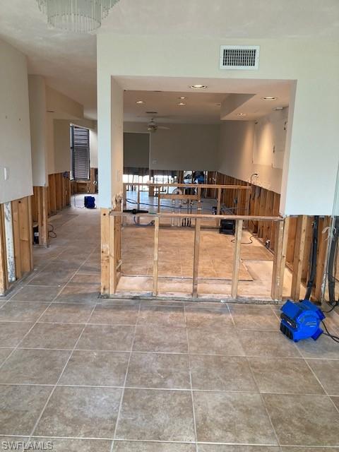 VILLAS OF PARK SHORE - Residential