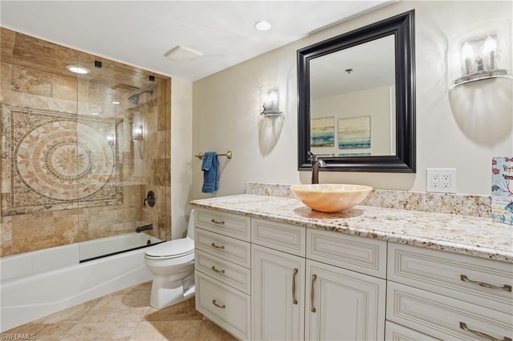 ST KITTS - Residential