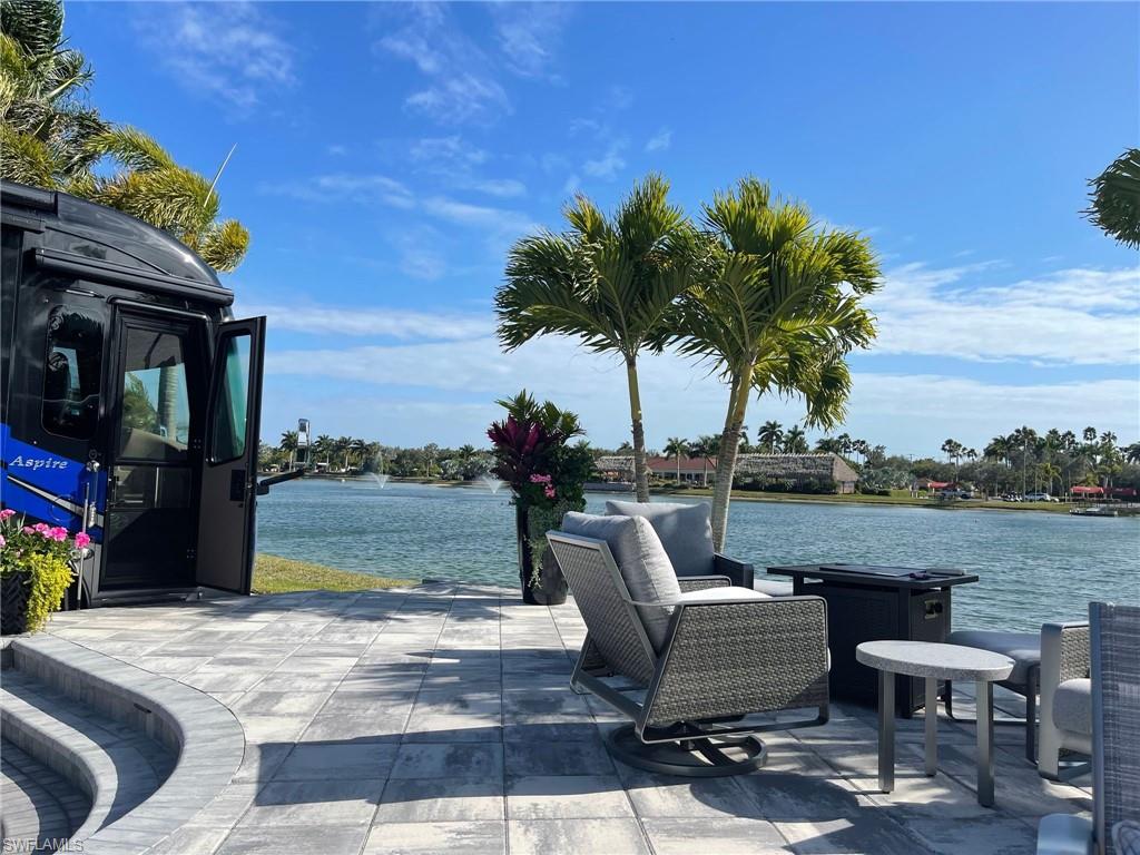 PELICAN LAKE RV RESORT - Land