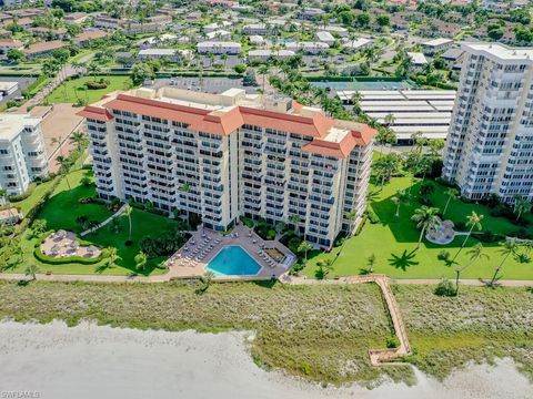 A home in MARCO ISLAND