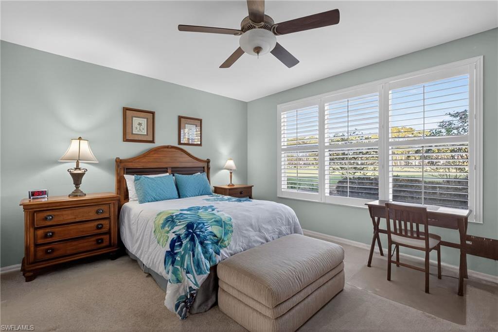 AUTUMN LAKE - Residential