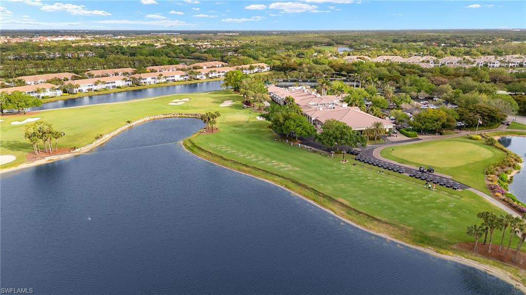 AUTUMN LAKE - Residential