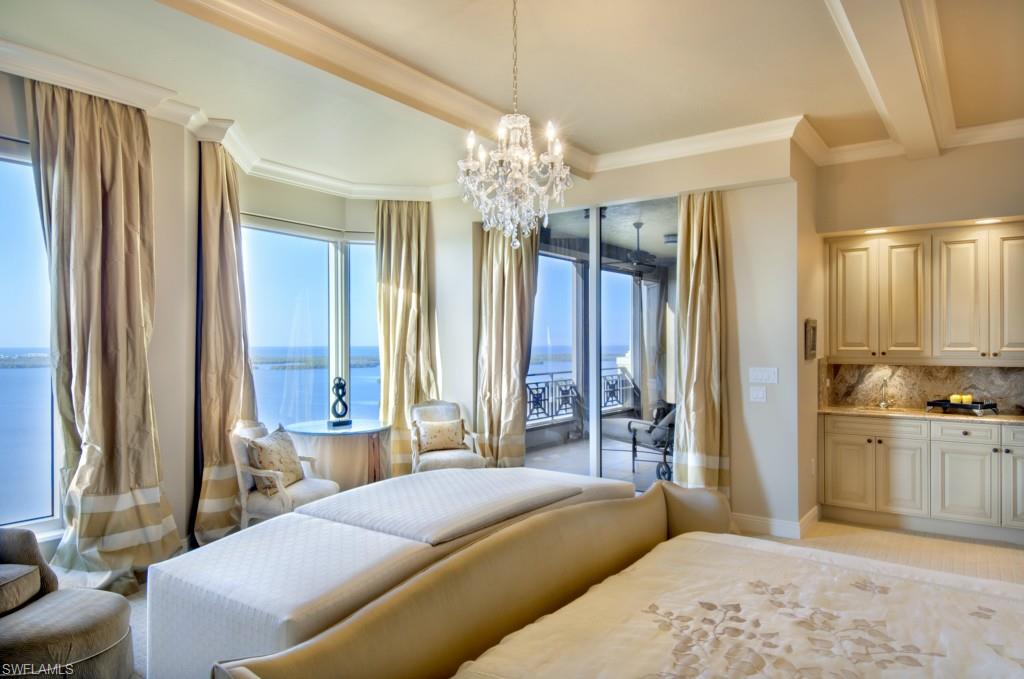 LA SCALA AT THE COLONY - Residential