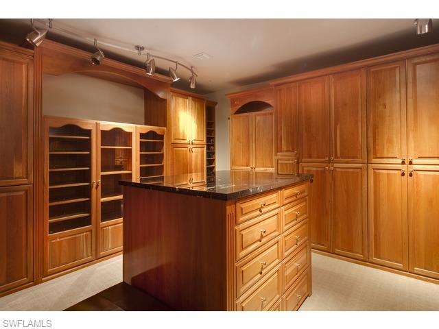 LA SCALA AT THE COLONY - Residential