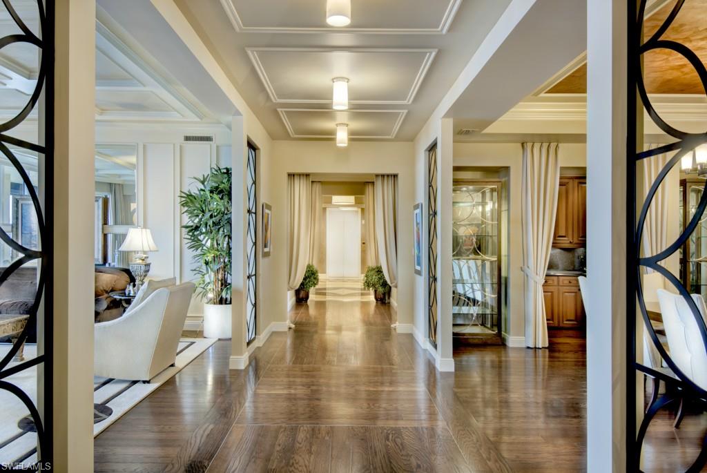 LA SCALA AT THE COLONY - Residential