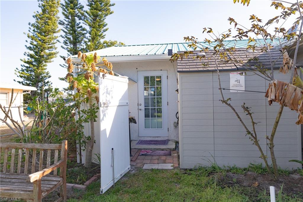 SAN CARLOS PARK - Residential