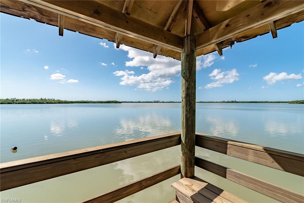 VINTAGE BAY - Residential