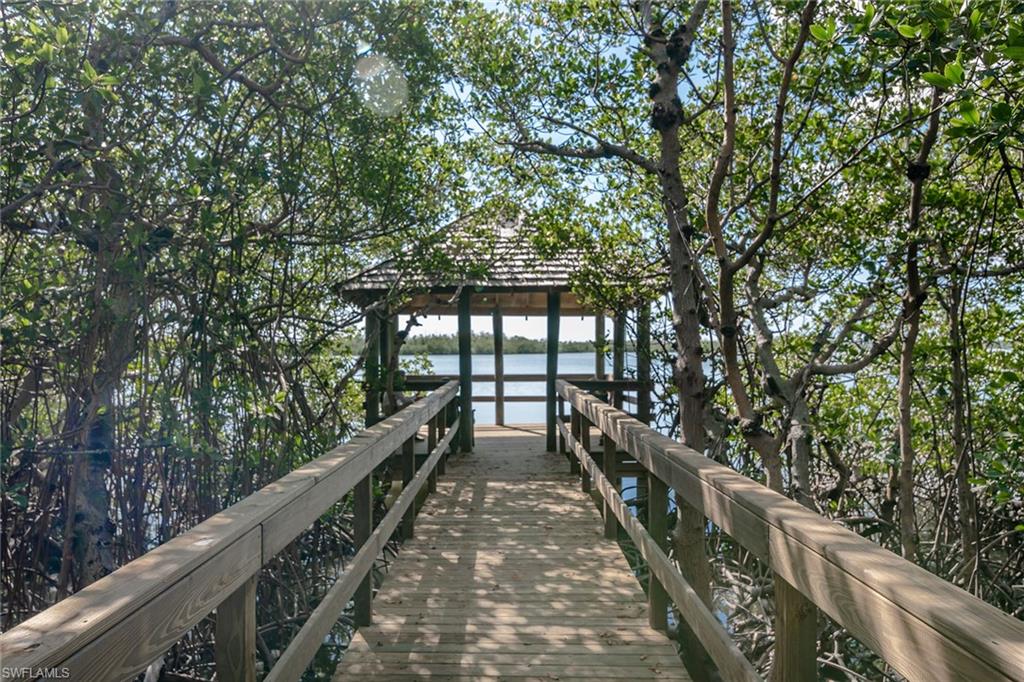 VINTAGE BAY - Residential