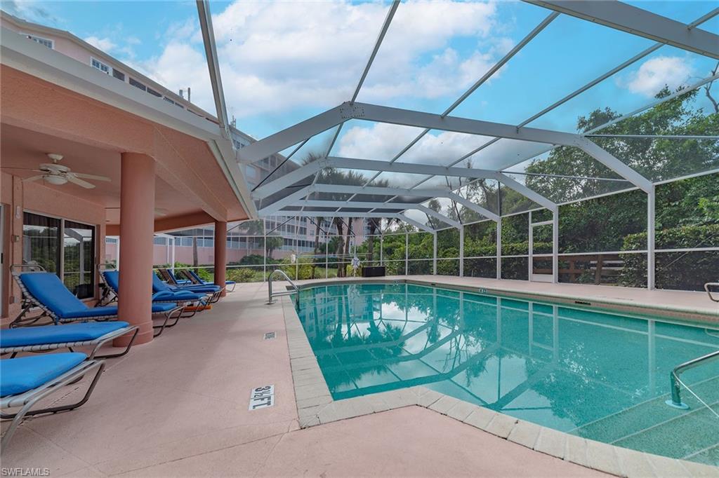 VINTAGE BAY - Residential